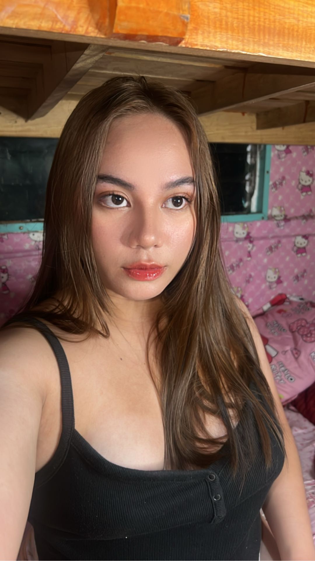 Dolce from the Philippines — a real host you can talk to on ChatAve